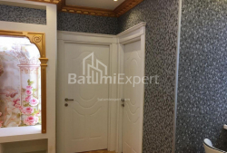 ბინა 87 კვ/მ - იურიევსკაია, Batumi, საქართველო