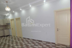 ბინა 4-ოთახი 68 კვ.მ - იურიევსკაია, Batumi