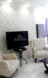 ბინა 81 კვ/მ - იურიევსკაია, Batumi, საქართველო