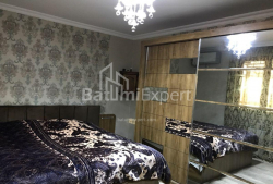 ბინა 8-ოთახი 250 კვ.მ - იურიევსკაია, Batumi