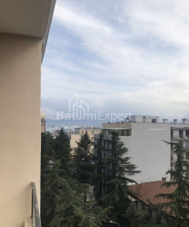ბინა 70 კვ/მ - იურიევსკაია, Batumi, საქართველო