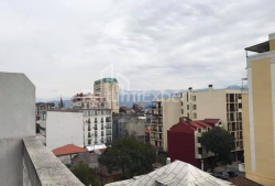 ბინა 71 კვ/მ - დავით კლდიაშვილი, Batumi, საქართველო