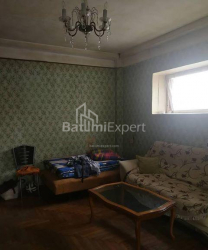 ბინა 64 კვ/მ - ვახტანგ გორგასალი, Batumi, საქართველო