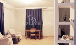 ბინა 85 კვ/მ - იურიევსკაია, Batumi, საქართველო