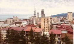 ბინა 5-ოთახი 150 კვ.მ - გენერალი ასლან აბაშიძე, Batumi
