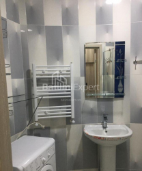 ბინა 80 კვ/მ - იურიევსკაია, Batumi, საქართველო