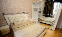 ბინა 95 კვ/მ - ნიკო ფიროსმანი, Batumi, საქართველო