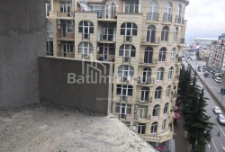 ბინა 5-ოთახი 120 კვ.მ - ილია ჭავჭავაძე, Batumi