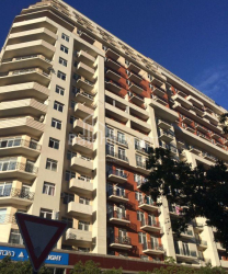 ბინა 95 კვ/მ - შერიფ ხიმშიაშვილი, Batumi, საქართველო