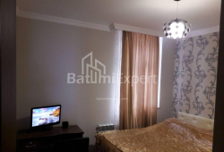 ბინა 74 კვ/მ - იურიევსკაია, Batumi, საქართველო