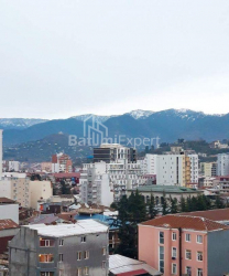 ბინა 3-ოთახი 108 კვ.მ - იურიევსკაია, Batumi