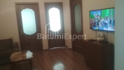 ბინა 4-ოთახი 70 კვ.მ - შერიფ ხიმშიაშვილი, Batumi