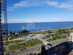 ბინა 3-ოთახი 55.7 კვ.მ - ლეხი და მარია კაჩინსკი, Batumi