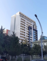 ბინა 2-ოთახი 40 კვ.მ - ვახტანგ გორგასალი, Batumi
