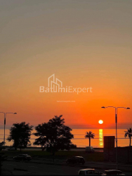 ბინა 91 კვ/მ - შერიფ ხიმშიაშვილი, Batumi, საქართველო