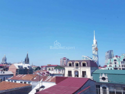 ბინა 6-ოთახი 200 კვ.მ - ნოე ჟორდანია, Batumi
